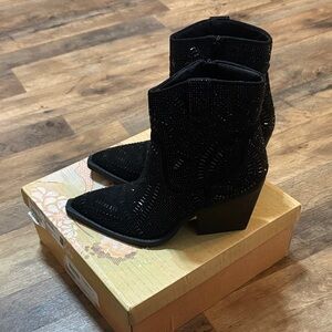 Very G Maze Black Booties with bling Brand New - Size 9.5
